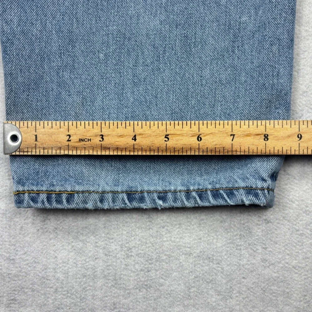 Levis Jeans Mens 38x30 Light Wash Relaxed Fit Tapered Leg 100 Cotton Denim Pants